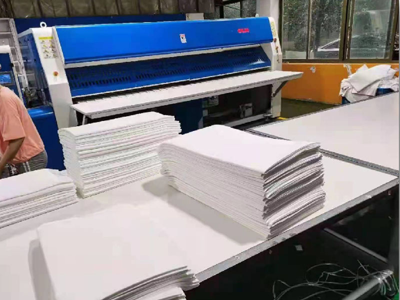 西丰高速熨烫机-01